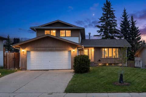 Photo of 38 Suntree Lane, Okotoks, AB T0L 1T1 (MLS # A2312302)