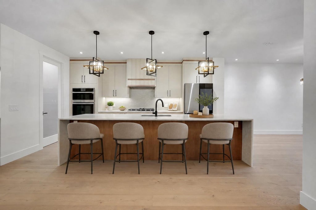 Photo of 2824 31 Street SW, Calgary, AB T3E 2P1 (MLS # A2341136)