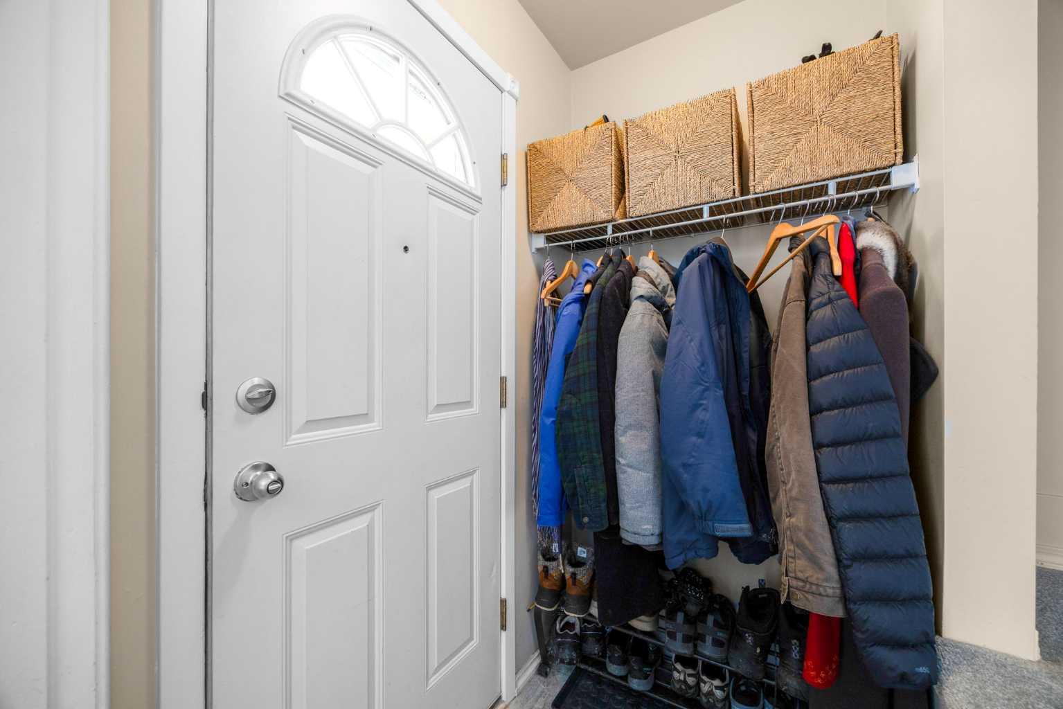 462 Killarney Glen Court SW