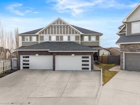175 Kincora Crescent NW Calgary AB T3R 0N4