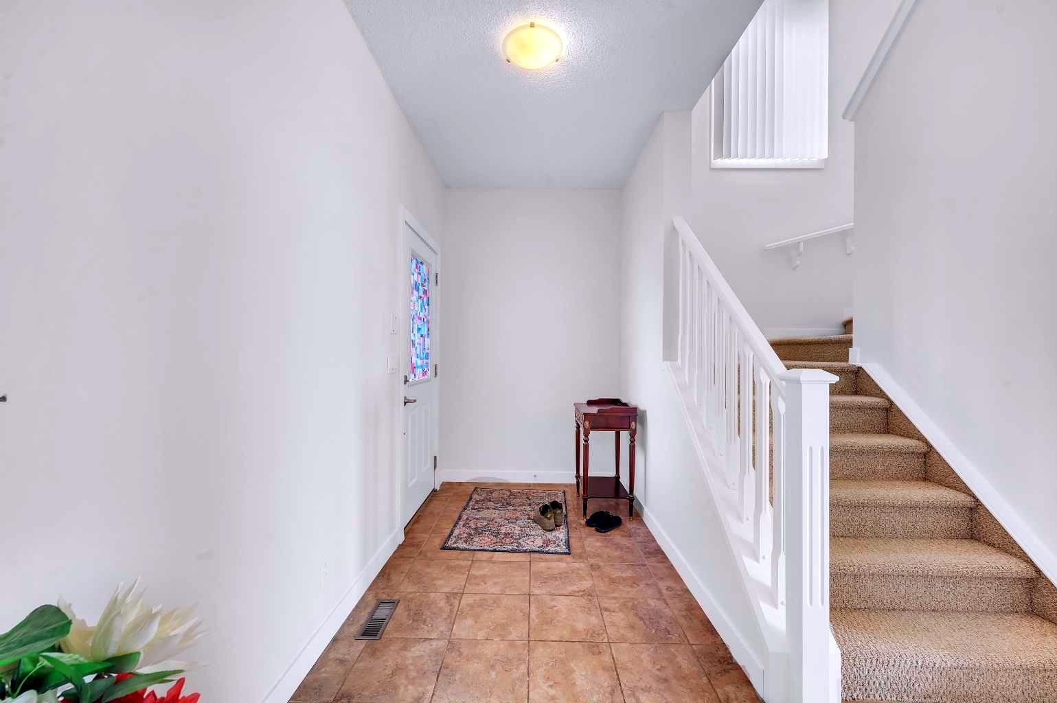 116 Skyview Shores Manor NE