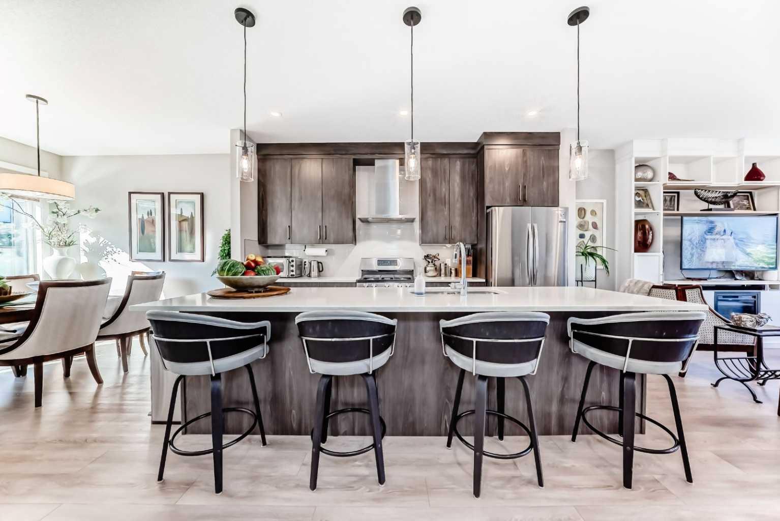 17 Royal Elm Green NW