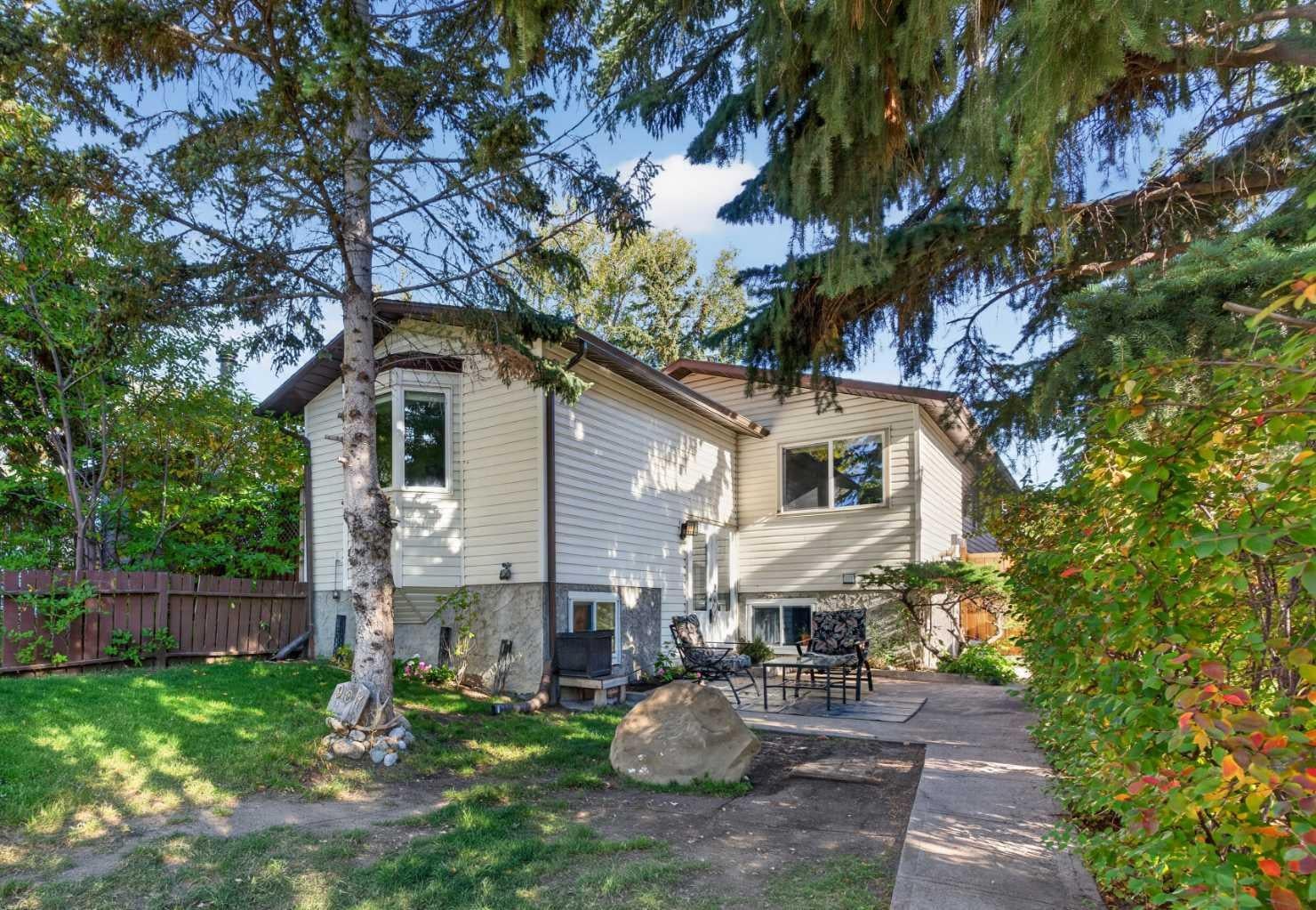 907 Ranchview Crescent NW