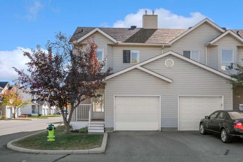 Photo of 185 Mt Douglas Manor SE, Calgary, AB T2Z 3C8 (MLS # A2263822) Photo of 185 Mt Douglas Manor SE, Calgary, AB T2Z 3C8 (MLS # A2263822)