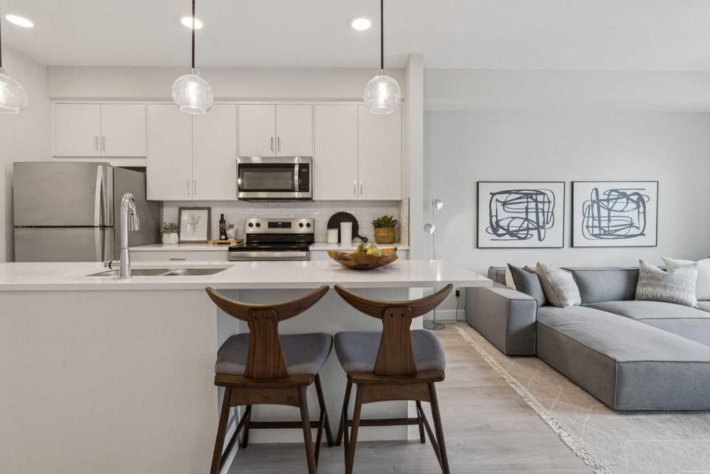 Photo of 655 Shawnee Square SW #201, Calgary, AB T2Y 1E3 (MLS # A2301252)