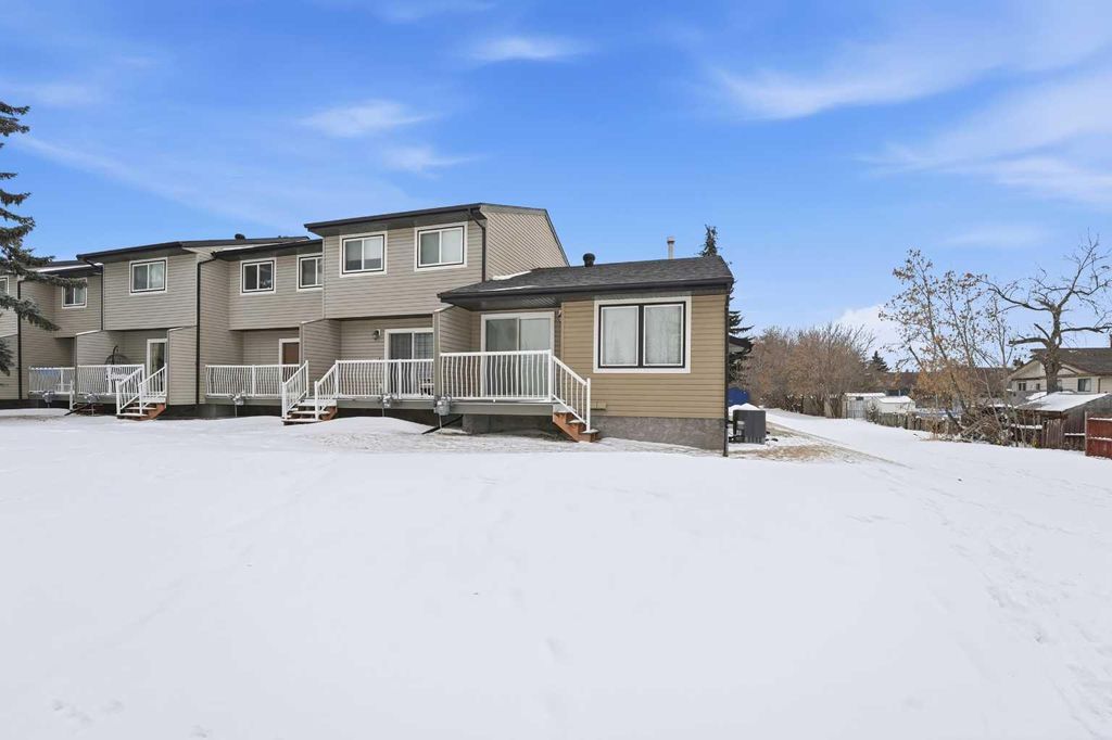 Photo of 96 Holmes Street #1, Red Deer, AB T4P 6G6 (MLS # A2288471)
