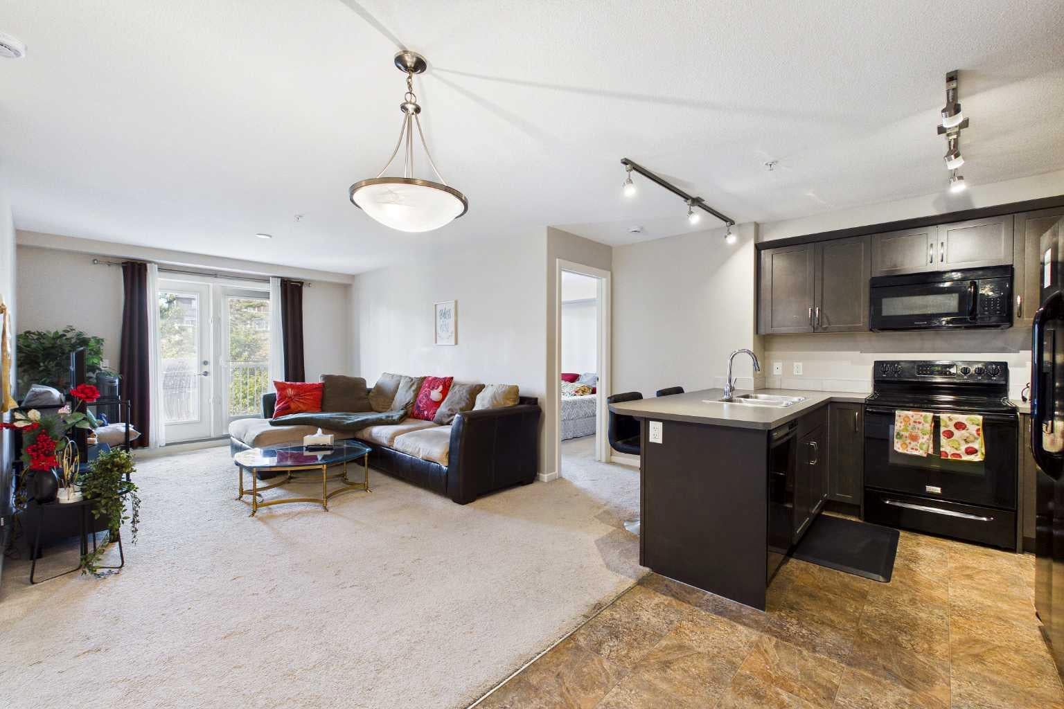 402 Kincora Glen Road NW 3307