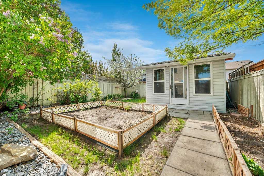 312 Strathaven Drive