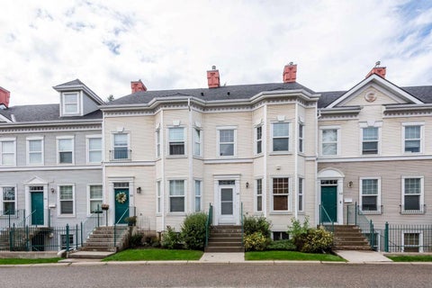 Photo of 46 Prestwick Gardens SE, Calgary, AB T2Z 3V3 (MLS # A2342528)