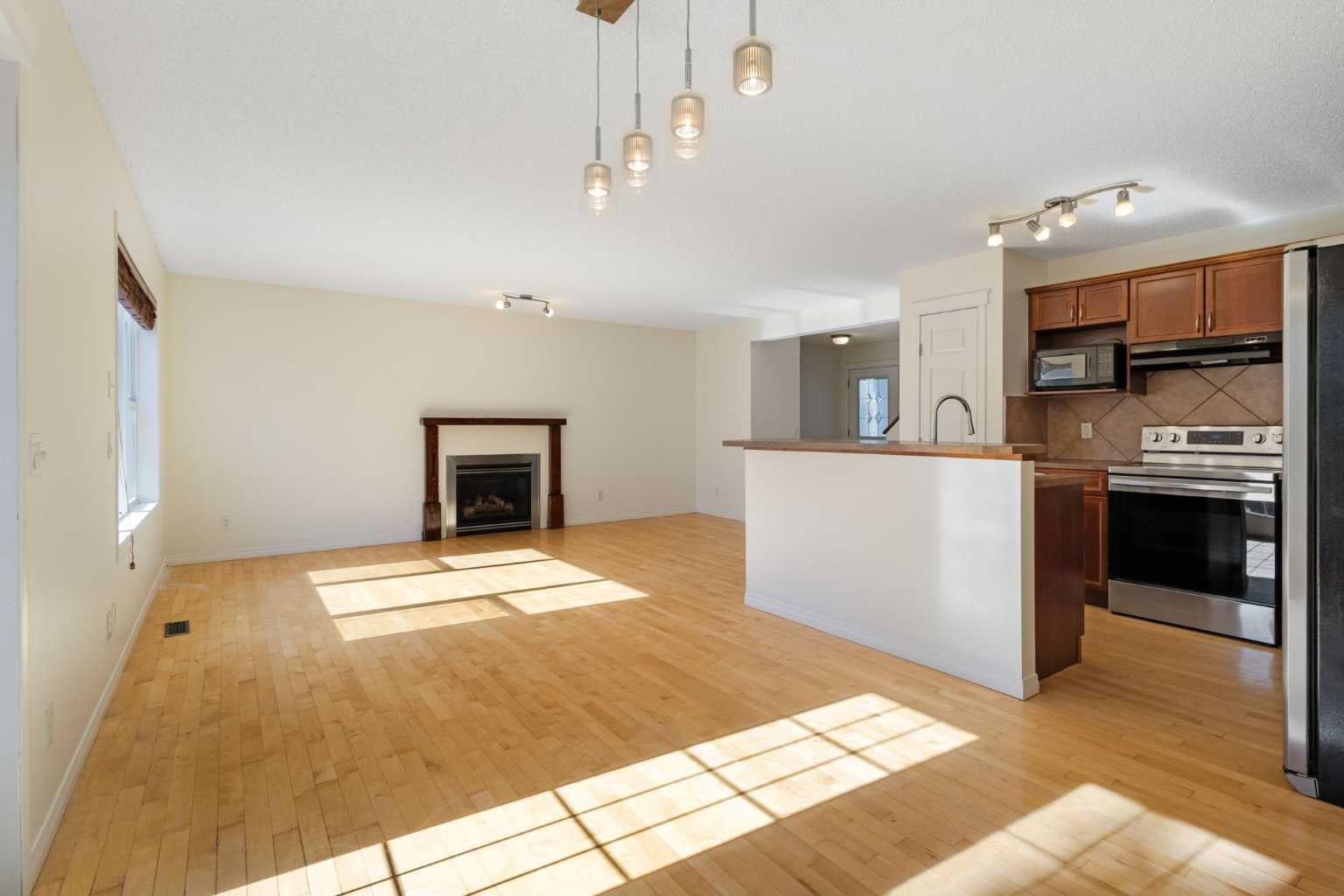 78 Cougar Plateau Way SW