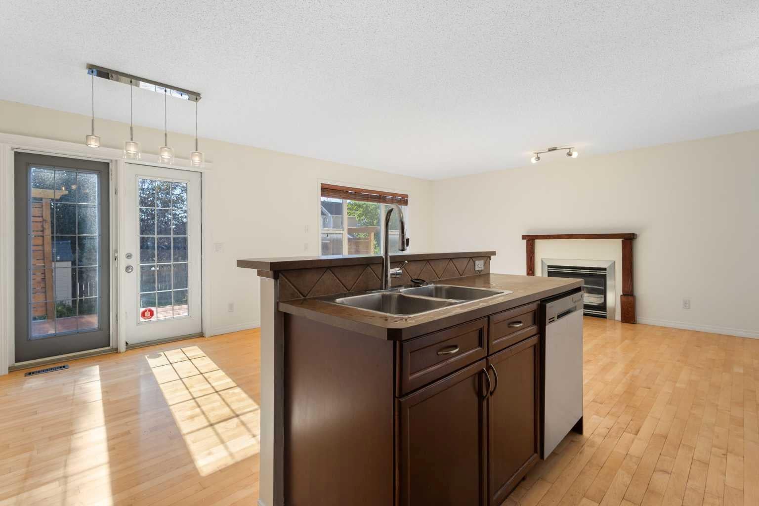78 Cougar Plateau Way SW