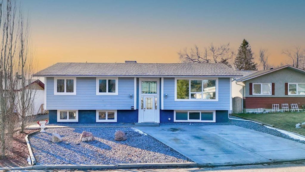 Photo of 2403 23 Street, Nanton, AB T0L 1R0 (MLS # A2300200)