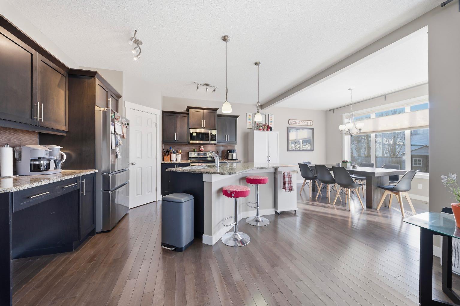 639 Copperpond Circle SE