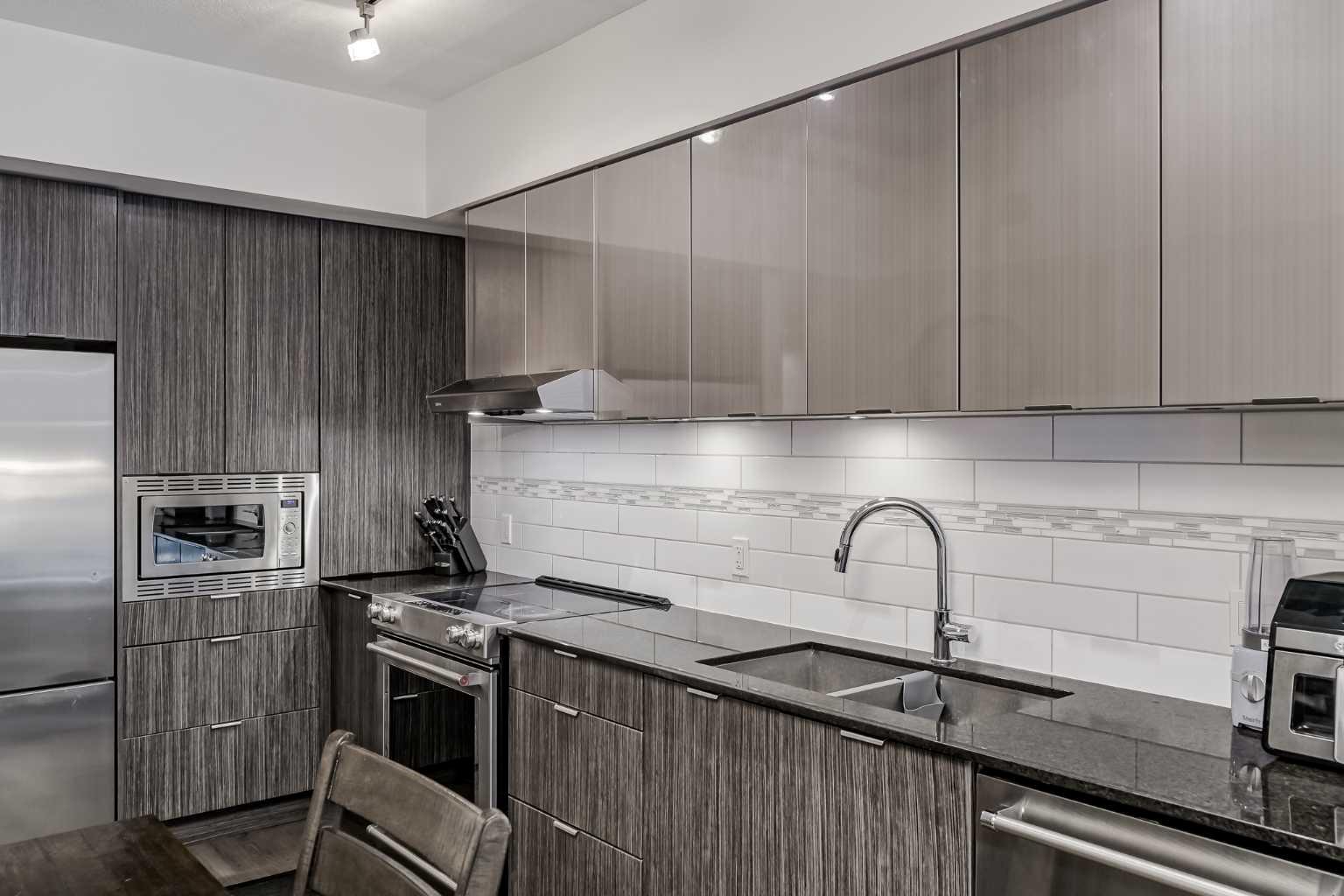 930 6 Avenue SW 3303