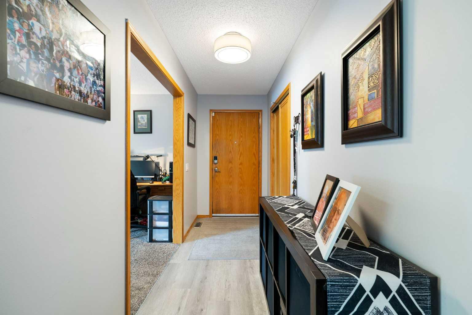 12 Thornwood Place NW