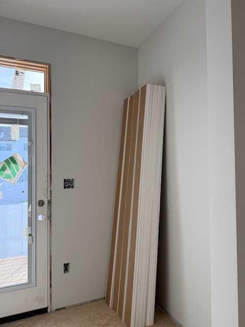 39 Ellington Crescent