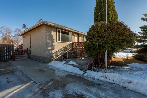 Photo of 1509 10a Street, Wainwright, AB T9W 1J9 (MLS # A2285112)
