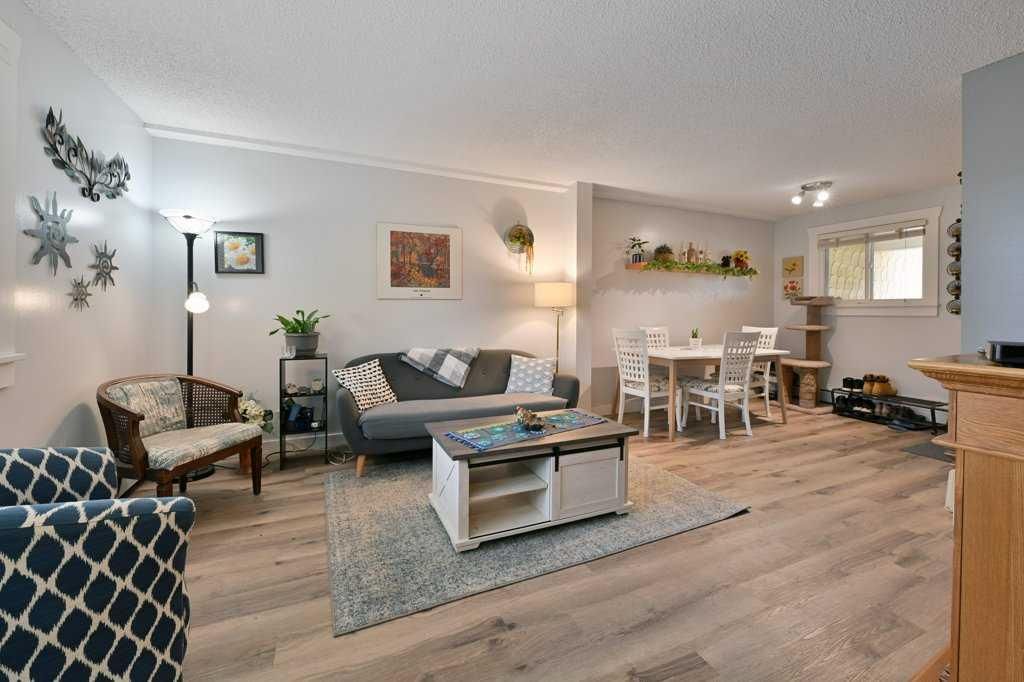 Photo of 7740 Hunterview Drive NW #5, Calgary, AB T2K 5C9 (MLS # A2286831)