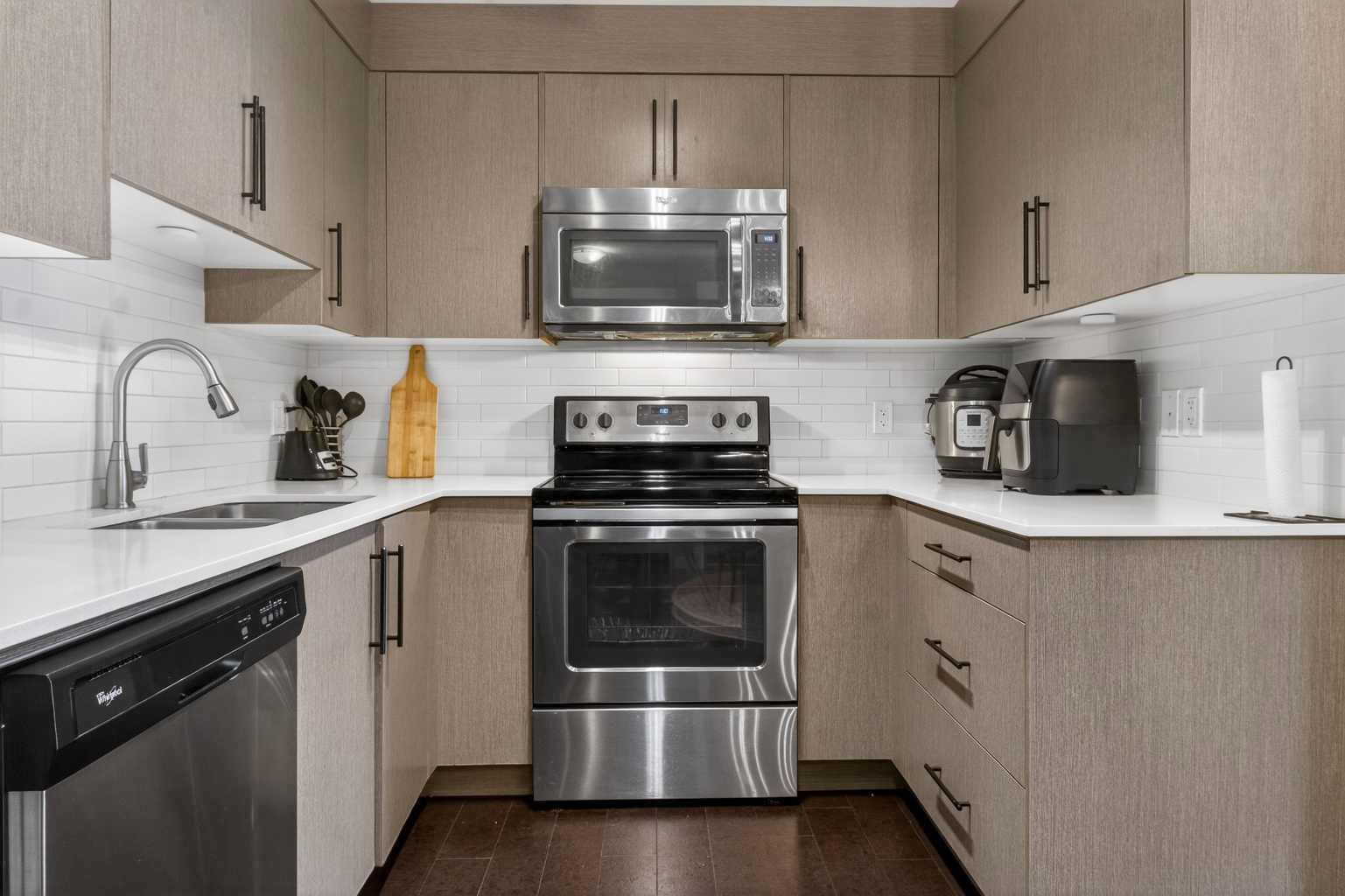 302 Skyview Ranch Drive NE 4403