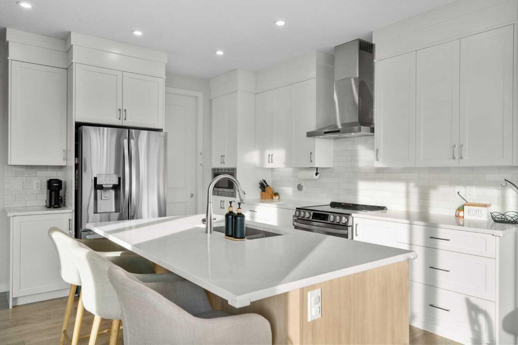 Photo of 35 Cranbrook Mount SE, Calgary, AB T3M 3N5 (MLS # A2286868)