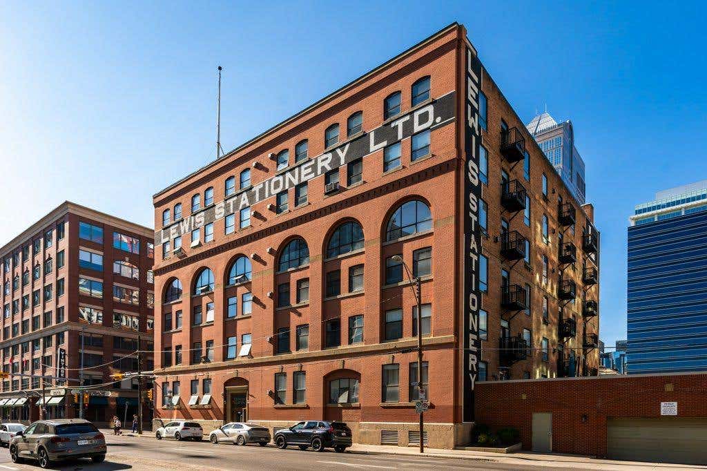 Photo of 240 11 Avenue SW #603, Calgary, AB T2R 0C3 (MLS # A2326905)