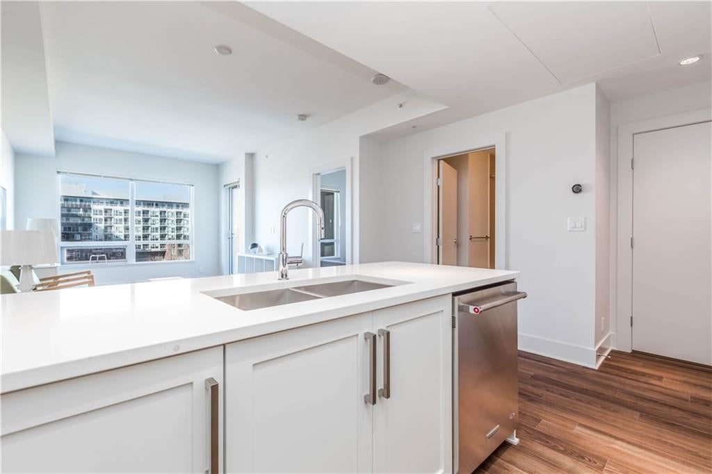 46 9 Street NE 707