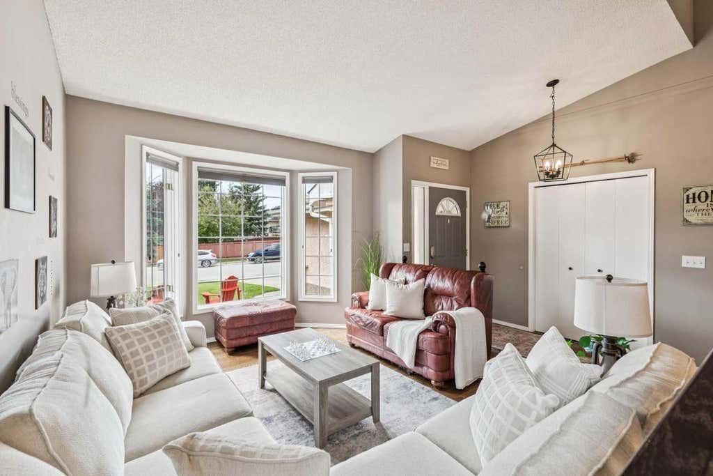 Photo of 190 Mt Robson Close SE, Calgary, AB T2Z 2E2 (MLS # A2339169)