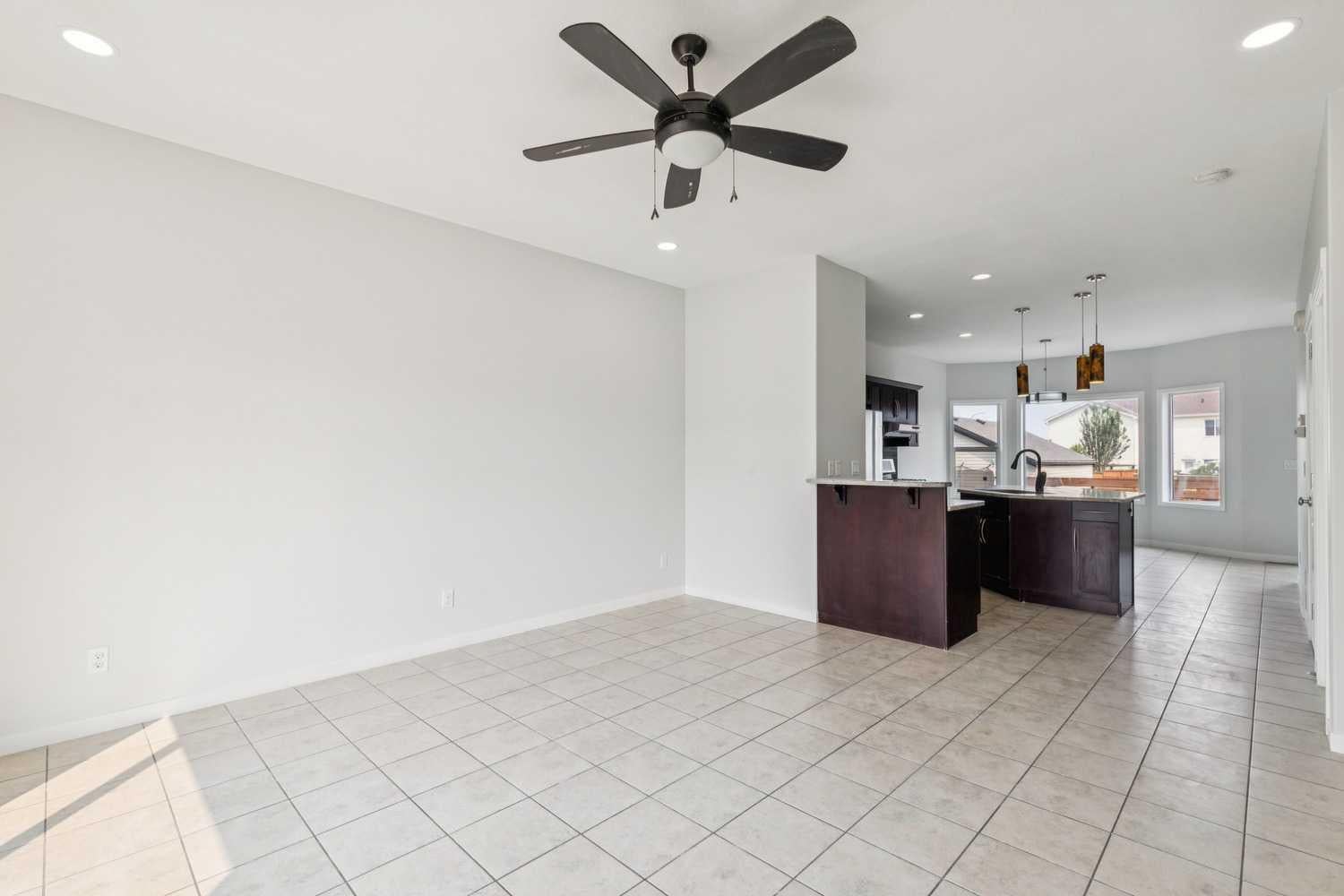 12 Autumn Court SE