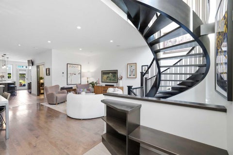 Photo of 2042 49 Avenue SW, Calgary, AB T2T 2V4 (MLS # A2352637)
