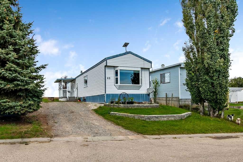 Photo of 40 Westmount Place, Cayley, AB T1V 1M7 (MLS # A2348188)