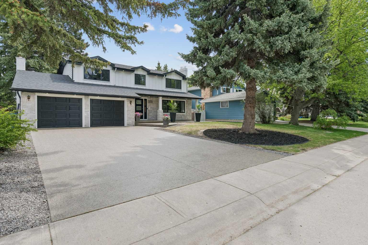 111 Canata Close SW
