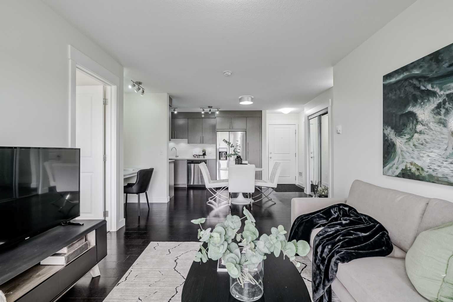 302 Skyview Ranch Drive NE 7404