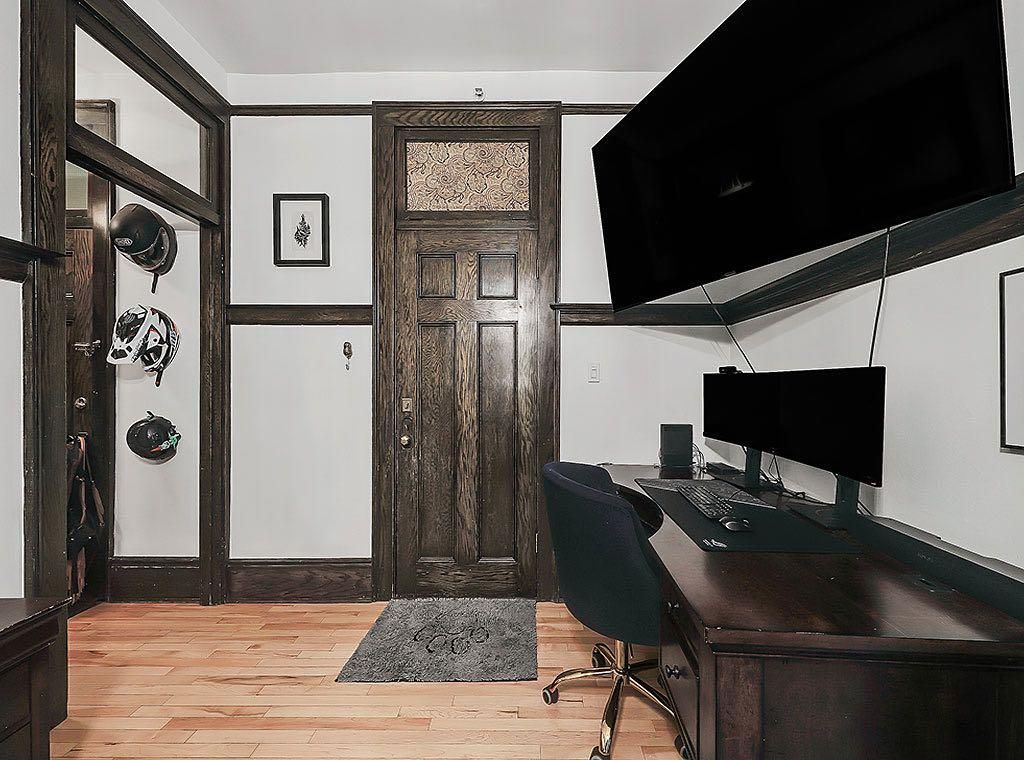 Photo of 804 18 Avenue SW #100, Calgary, AB T2T 0G8 (MLS # A2283001)