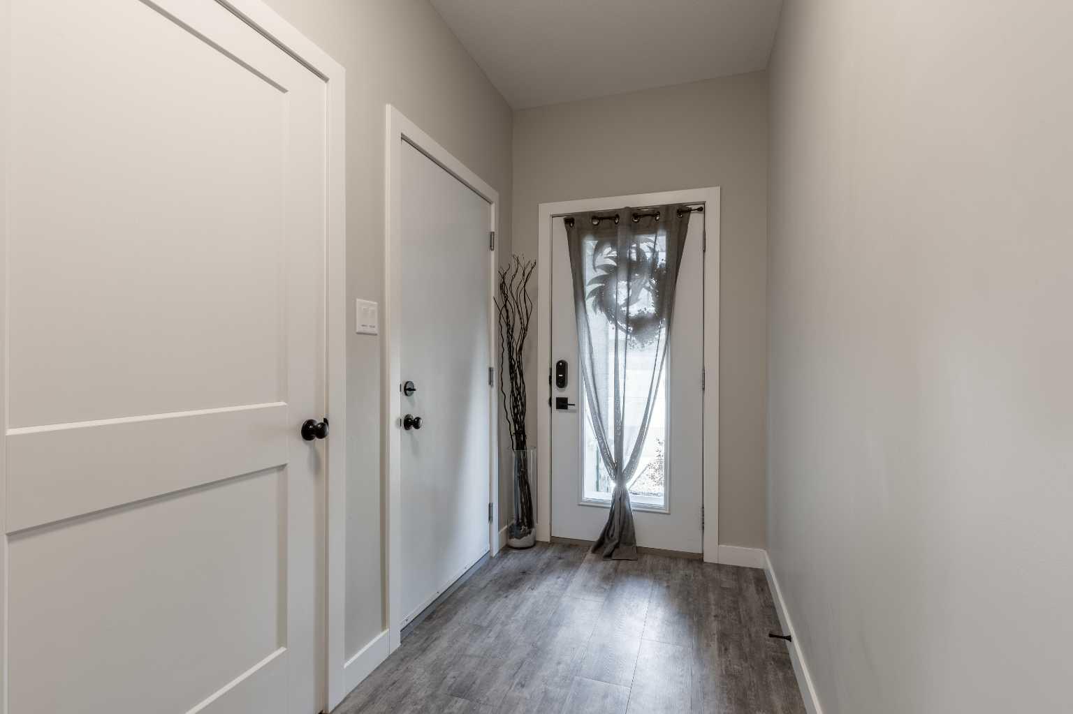 1580 Stafford Drive N 1