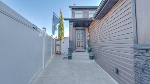 148 Covepark Close NE Calgary AB T3K 5R5