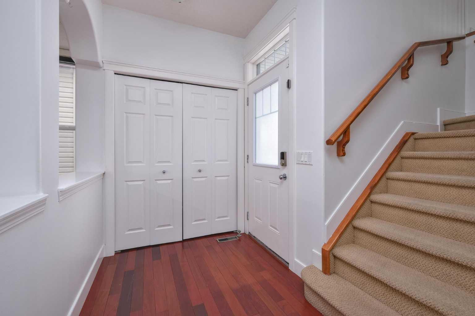444 Evanston View NW