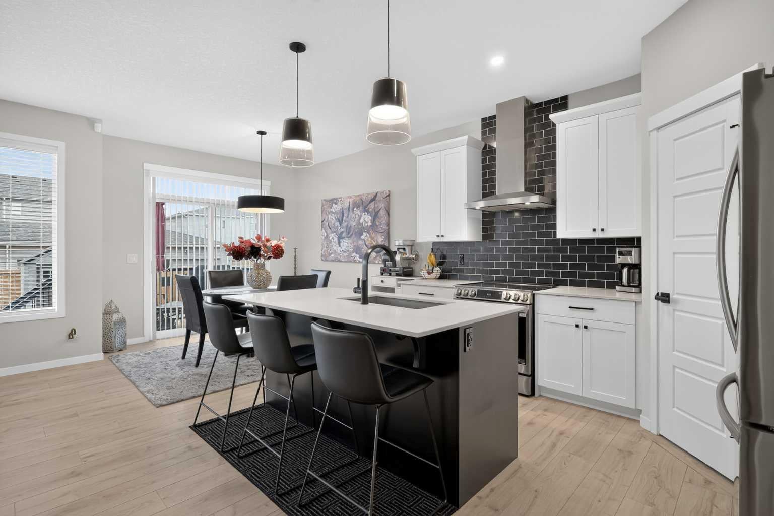 143 Wolf Hollow Manor SE