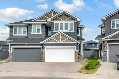 54 Redstone Mews NE Calgary AB T3N 0N5