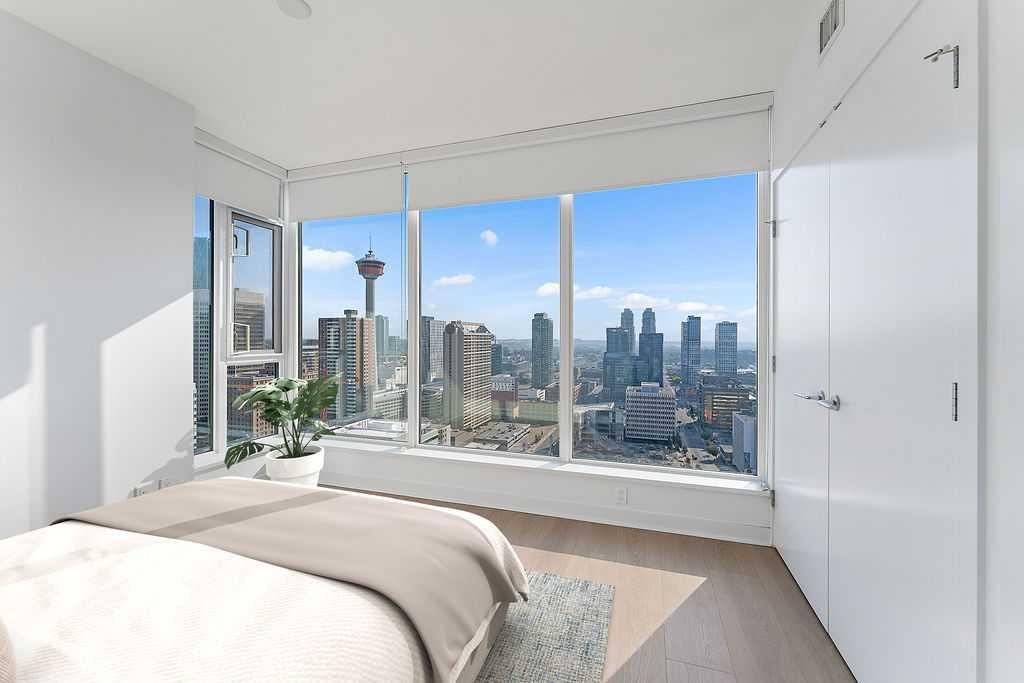 310 12 Avenue SW 2705