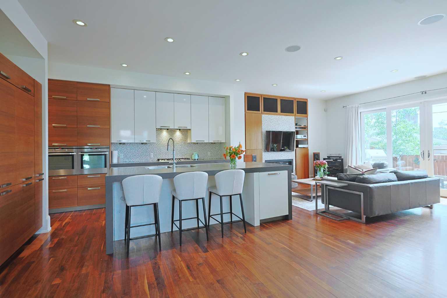 1707 Broadview Road NW