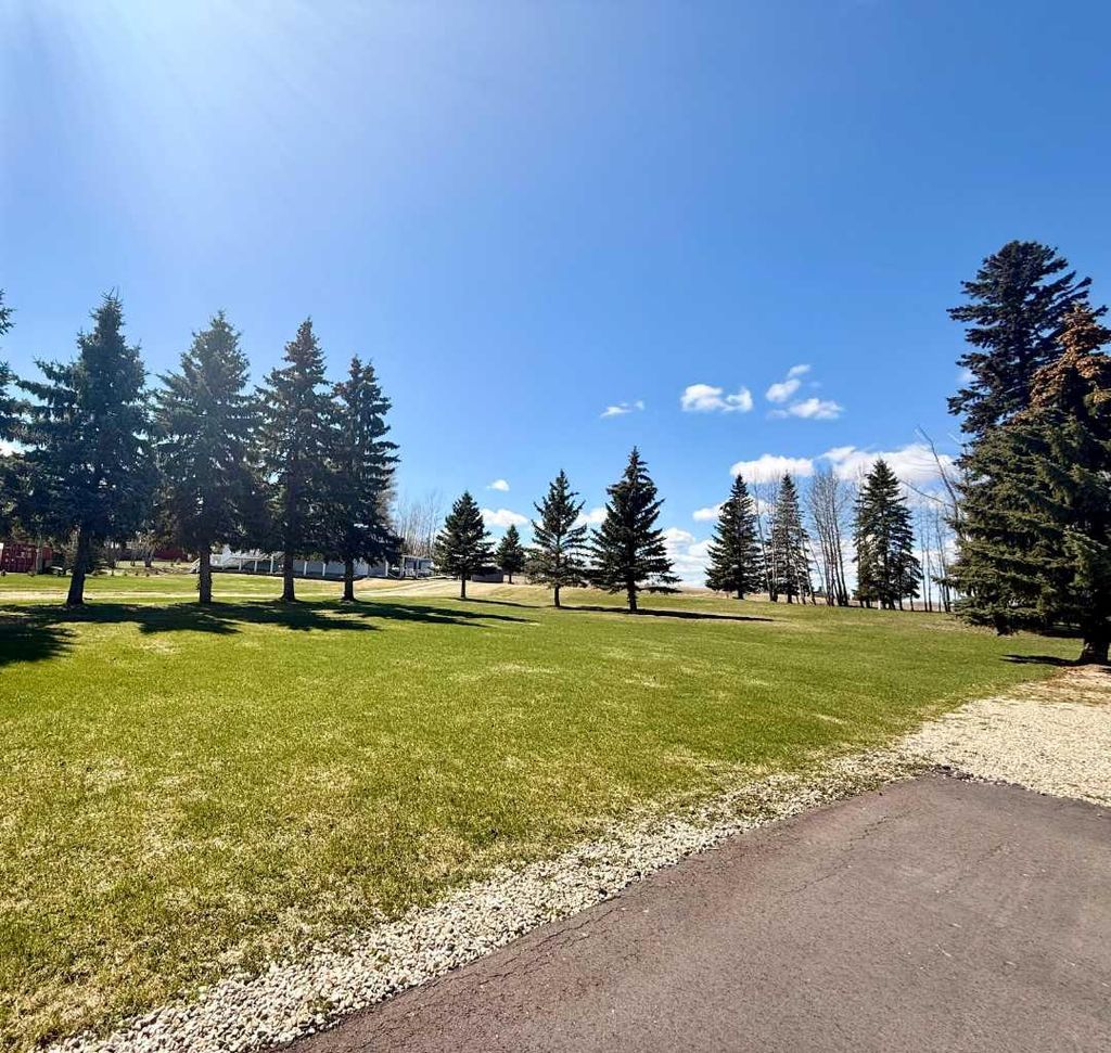 Photo of 62045 TWP 462 #44, Buck Lake, AB T0C 0T0 (MLS # A2309126)