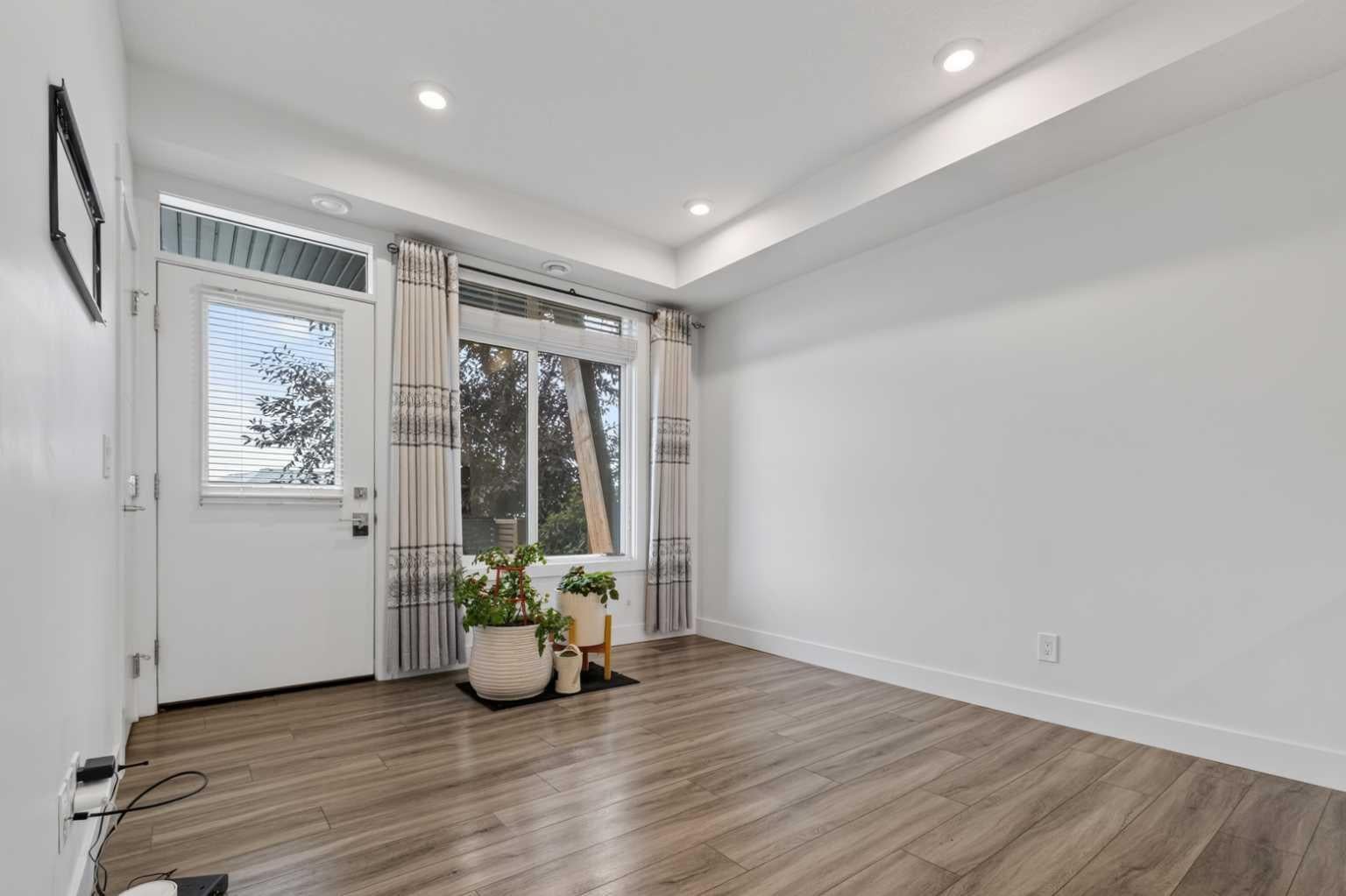 214 Seton Passage SE