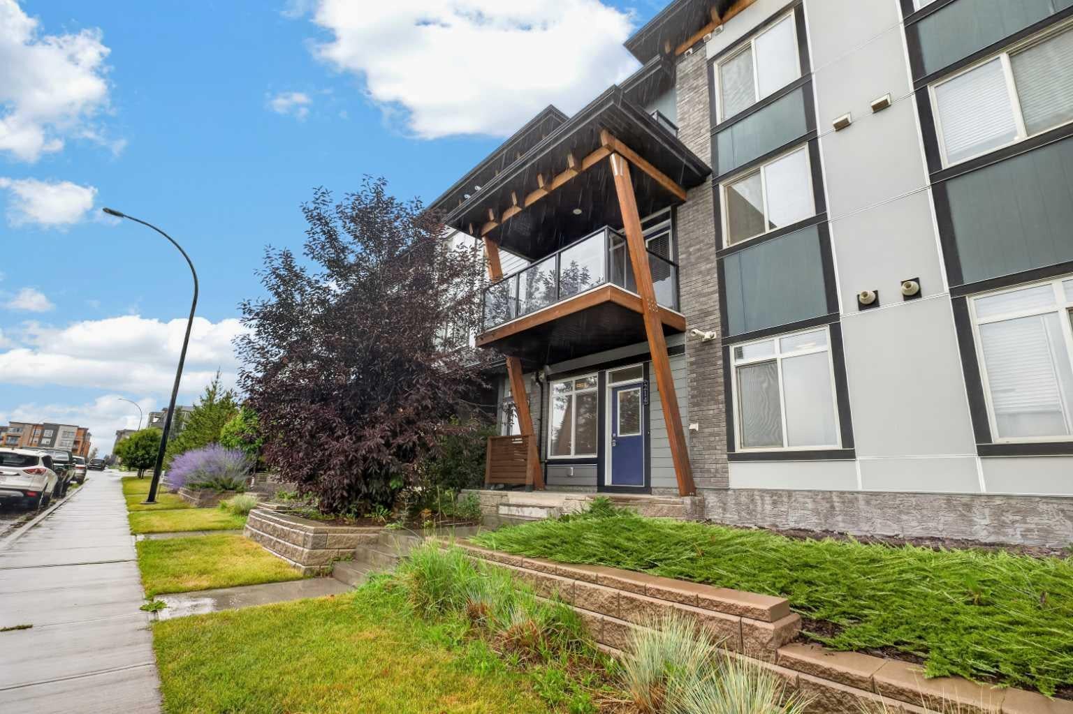 214 Seton Passage SE