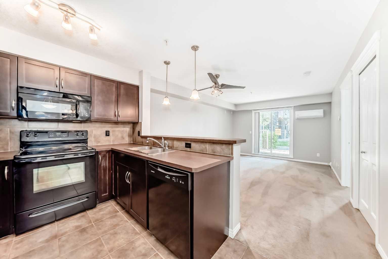 115 Prestwick Villas SE 2124