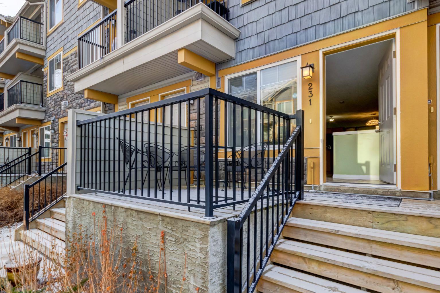 231 McKenzie Towne Lane SE