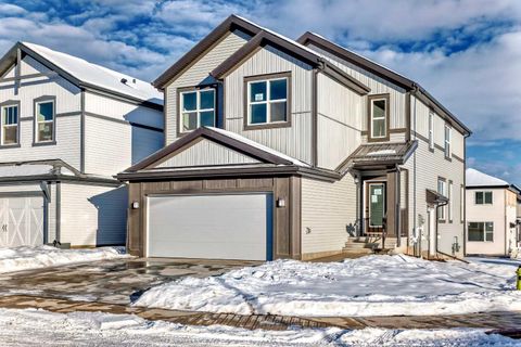 Photo of 55 Bartlett Row SE, Calgary, AB T3S 0P1 (MLS # A2273059)