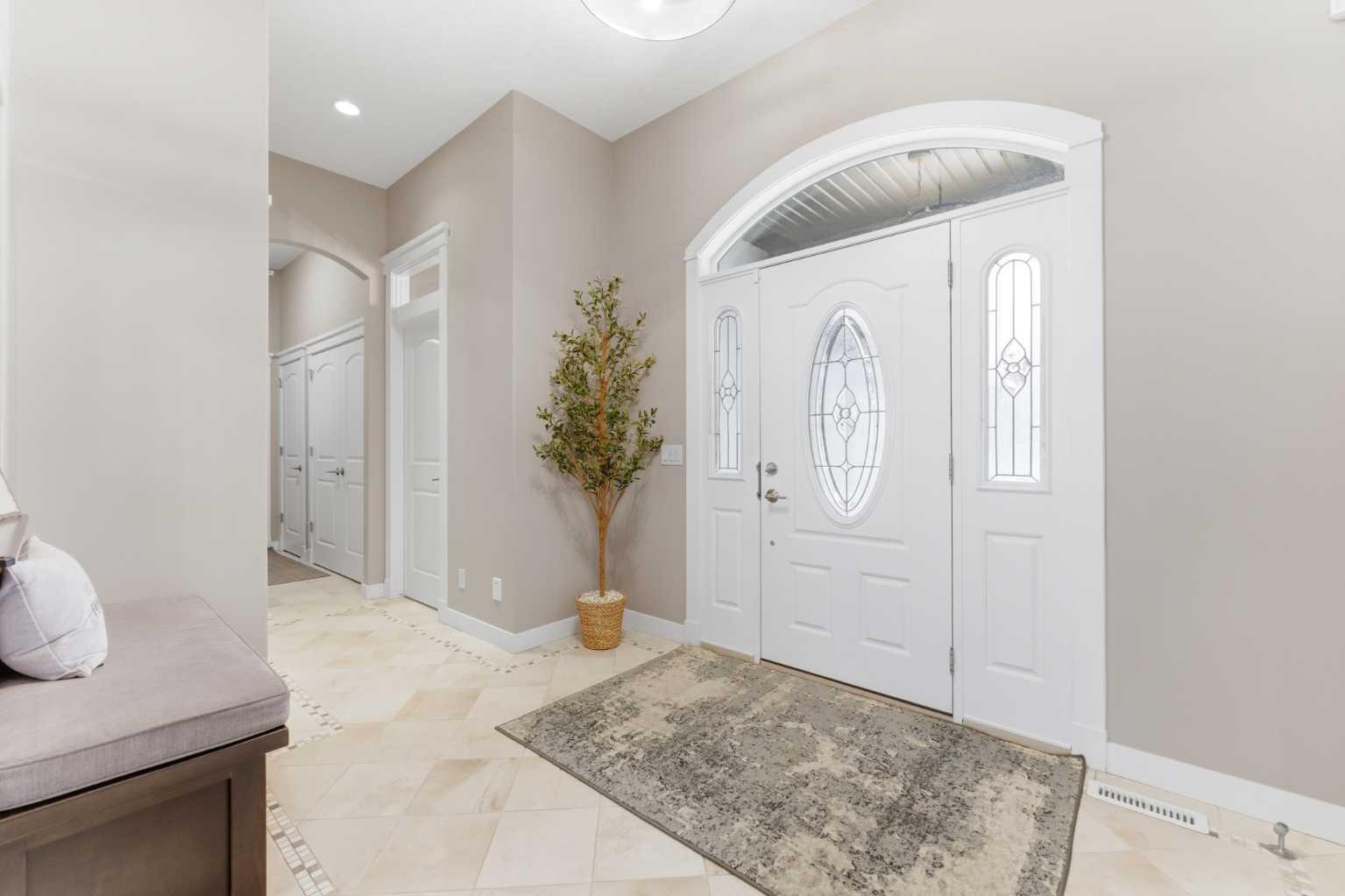 187 Cranarch Circle SE