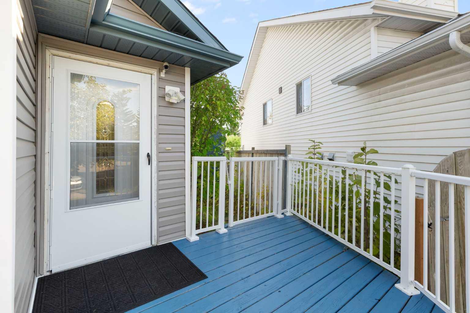 331 Coverdale Court NE