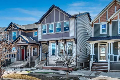 Photo of 1721 New Brighton Drive SE, Calgary, AB T2Z 0T9 (MLS # A2306951)