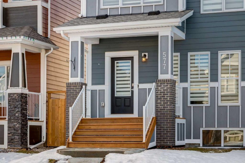 Photo of 577 Masters Road SE, Calgary, AB T3M 2W3 (MLS # A2278769)